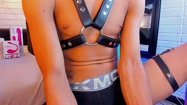 Snapshot of AlanNaughty chatting on 12-07-24, 11:45 AlanNaughty online show from 12-07-24, 11:45