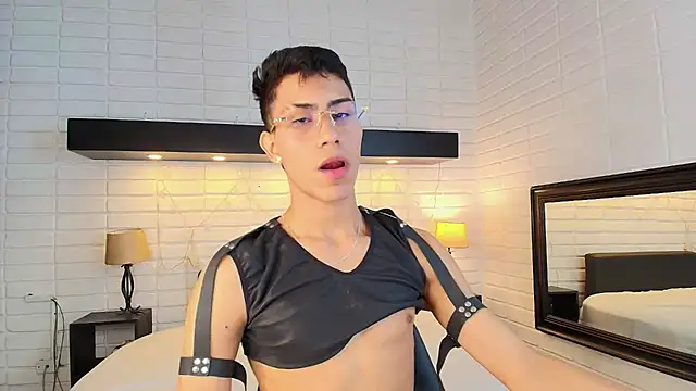 Snapshot of AlanNaughty chatting on 01-07-25, 09:46 AlanNaughty online show from 01-07-25, 09:46