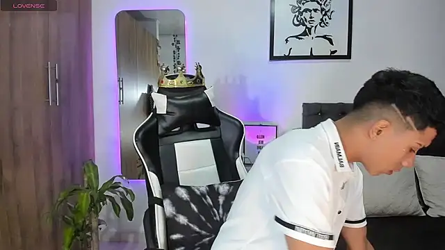 AlanNaughty online show from 02-06-26, 11:19