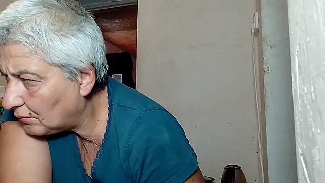 ExquisiteMature online show from 09-20-25, 11:00