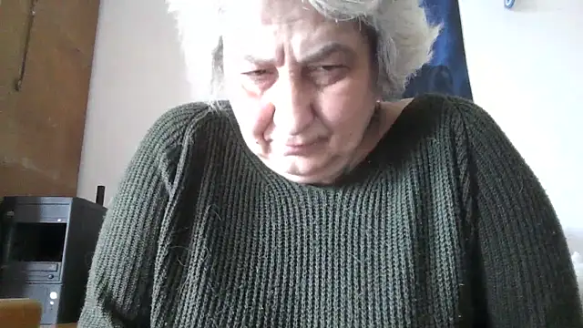 Snapshot of ExquisiteMature chatting on 04-15-26, 07:37 ExquisiteMature online show from 04-15-26, 07:37