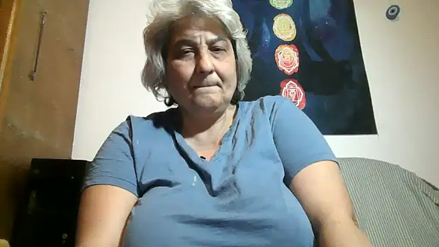 Snapshot of ExquisiteMature chatting on 04-19-26, 06:10 ExquisiteMature online show from 04-19-26, 06:10
