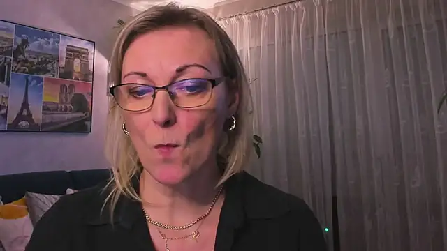 vanessa chat online show from 03-06-25, 05:54