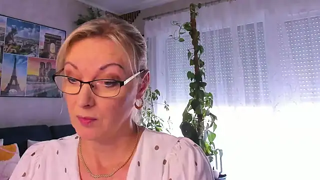 vanessa chat online show from 09-29-25, 01:27