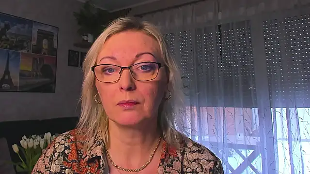 vanessa chat online show from 01-08-26, 02:30