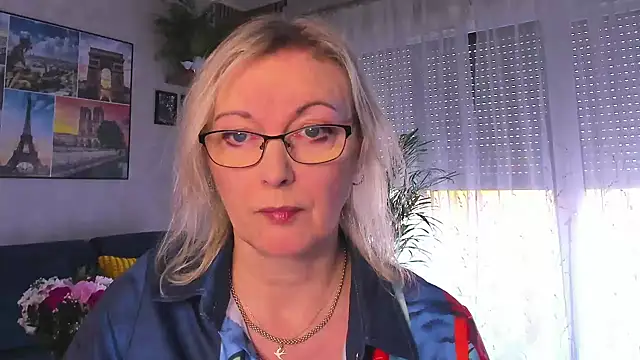 vanessa chat online show from 02-15-26, 02:25