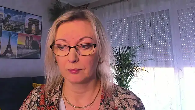 vanessa chat online show from 02-25-26, 02:16