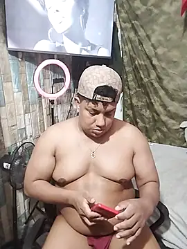 Snapshot of Malo666howard chatting on 09-24-25, 10:24 Malo666howard online show from 09-24-25, 10:24