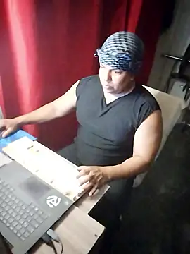 Snapshot of Malo666howard chatting on 01-08-26, 06:05 Malo666howard online show from 01-08-26, 06:05