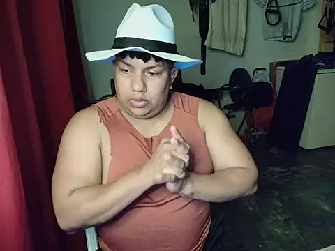 Snapshot of Malo666howard chatting on 01-19-26, 03:54 Malo666howard online show from 01-19-26, 03:54