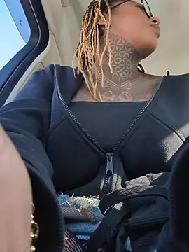 DarkDea online show from 11-13-25, 11:09