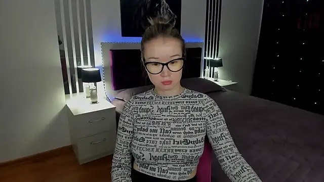 Snapshot of PollyOcean chatting on 01-22-25, 09:46 PollyOcean online show from 01-22-25, 09:46