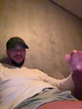 Snapshot of Lionayowe chatting on 01-15-26, 12:48 Lionayowe online show from 01-15-26, 12:48