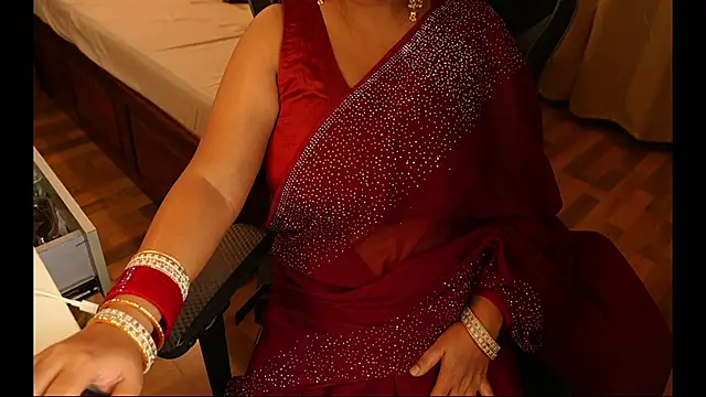 Snapshot of sneha_hussy chatting on 04-25-26, 12:02 sneha hussy online show from 04-25-26, 12:02