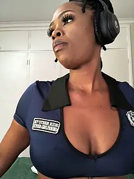 LuciousLips96 online show from 10-13-25, 09:31