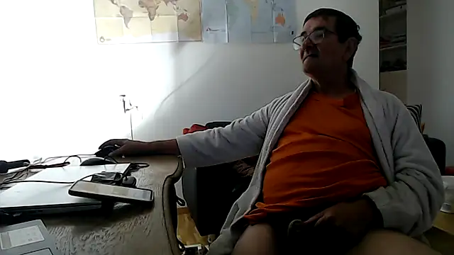 silvio-aus-luzern-CH online show from 07-28-26, 06:31