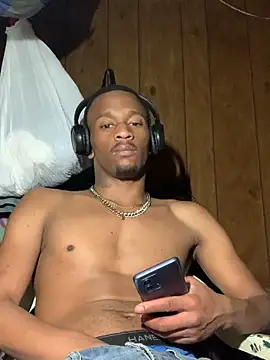 Snapshot of Tristris100 chatting on 12-09-24, 02:13 Tristris100 online show from 12-09-24, 02:13