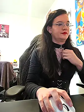 HotysimeHot1 online show from 04-17-26, 12:08