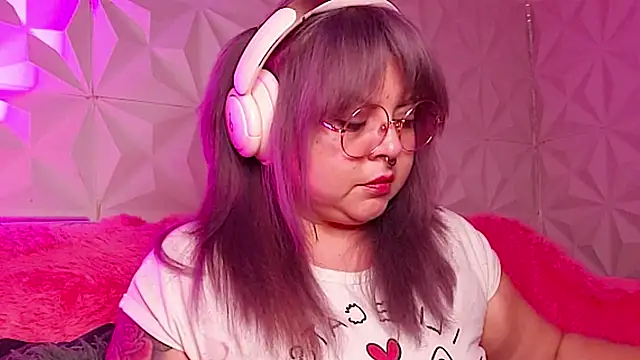 Satyn doll online show from 10-26-25, 12:49