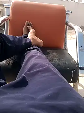 indianguy21 online show from 12-22-24, 05:32