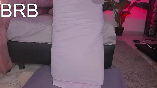 Secret chells online show from 04-15-26, 07:58