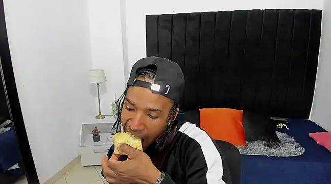 anhtony wayans online show from 12-15-24, 08:58