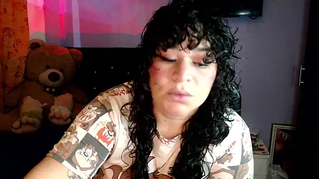 ANGELIQUE KLANE online show from 11-23-25, 05:57