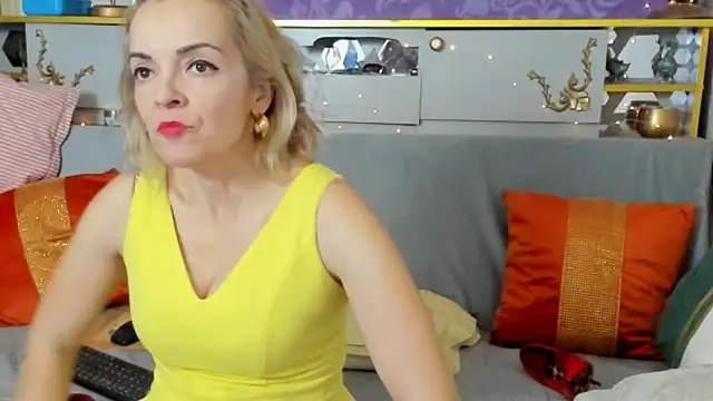 KateConner online show from 12-21-25, 06:37