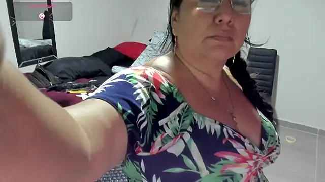 Snapshot of Brenda_Berck_ chatting on 07-16-26, 02:17 Brenda Berck online show from 07-16-26, 02:17