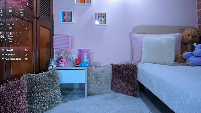 AbrilRussell online show from 12-06-24, 04:25