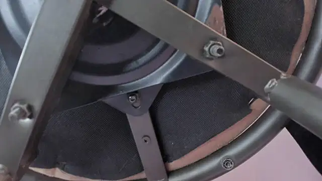 Snapshot of Swt_skinny_ chatting on 11-28-25, 01:25 Swt skinny online show from 11-28-25, 01:25