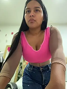 Snapshot of Fancyxlove chatting on 06-17-26, 12:29 Fancyxlove online show from 06-17-26, 12:29