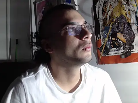 Snapshot of xZABLEYERx chatting on 10-31-25, 07:53 xZABLEYERx online show from 10-31-25, 07:53