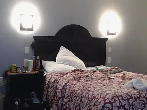 HelloKittyLapDog online show from 04-16-26, 01:01