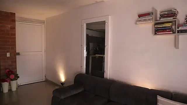  Vahos  online show from 05-28-26, 06:16