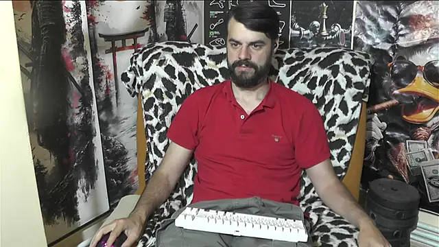 Snapshot of 00george chatting on 05-28-26, 06:49 00george online show from 05-28-26, 06:49