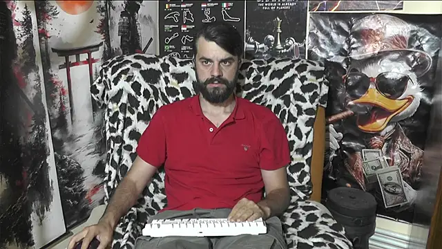 Snapshot of 00george chatting on 06-01-26, 12:01 00george online show from 06-01-26, 12:01