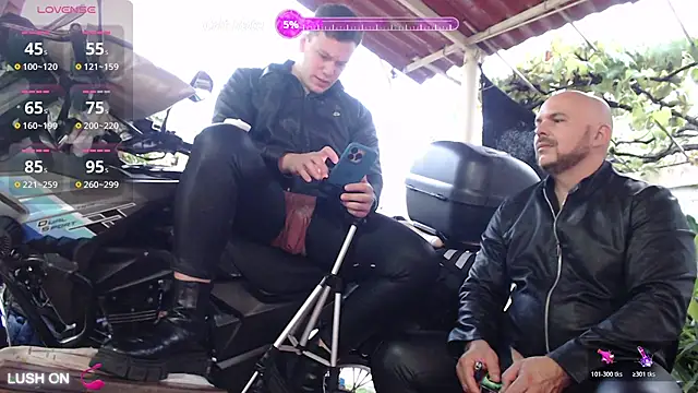 simon and david online show from 11-05-25, 10:10