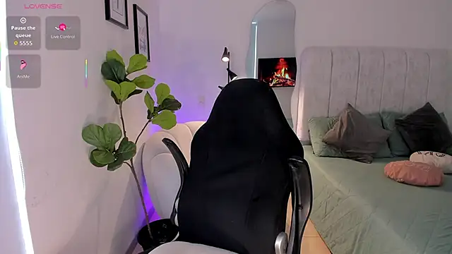 AmyWood online show from 04-03-26, 09:02