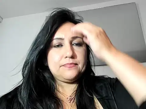 Snapshot of foxy-porn1 chatting on 02-26-25, 10:42 foxy-porn1 online show from 02-26-25, 10:42