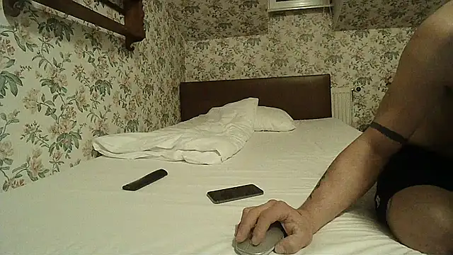 NiceHunter89 online show from 03-27-26, 06:40