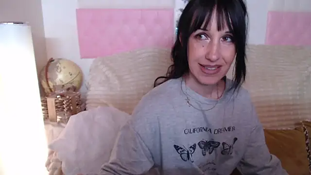-carla- online show from 05-17-26, 06:00