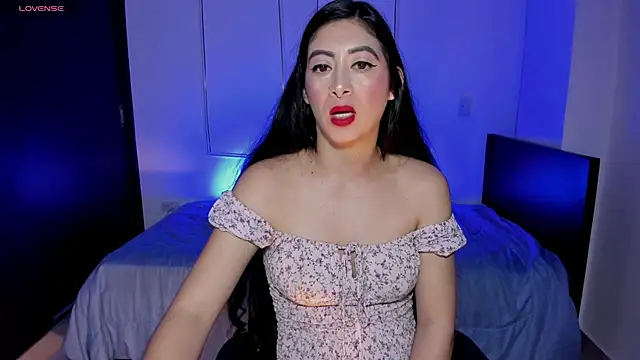 Snapshot of MeganWhite3 chatting on 02-15-26, 07:51 MeganWhite3 online show from 02-15-26, 07:51