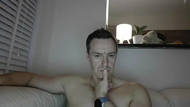 Snapshot of ploki2180 chatting on 03-01-26, 05:48 ploki2180 online show from 03-01-26, 05:48