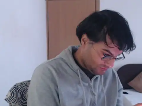 wildpussycat23 online show from 02-05-26, 10:53