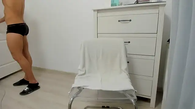 Snapshot of woolfiie chatting on 11-11-25, 09:37 woolfiie online show from 11-11-25, 09:37