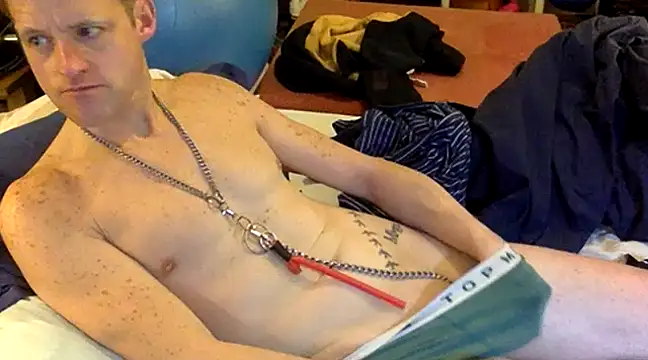 Snapshot of londonfuckwhore chatting on 01-31-25, 01:11 londonfuckwhore online show from 01-31-25, 01:11