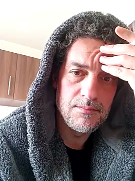 Snapshot of Arges20 chatting on 03-02-26, 12:12 Arges20 online show from 03-02-26, 12:12