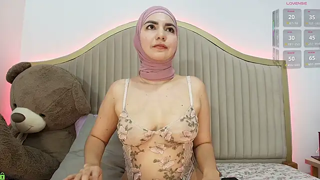 dalilasaadi  online show from 03-16-26, 04:11