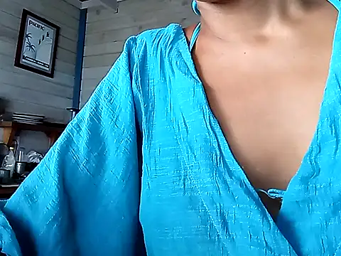 Luna-Natural online show from 02-22-25, 03:58